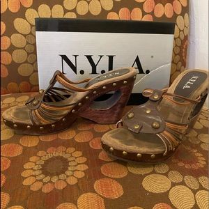NYLA wood cutout platform sandals